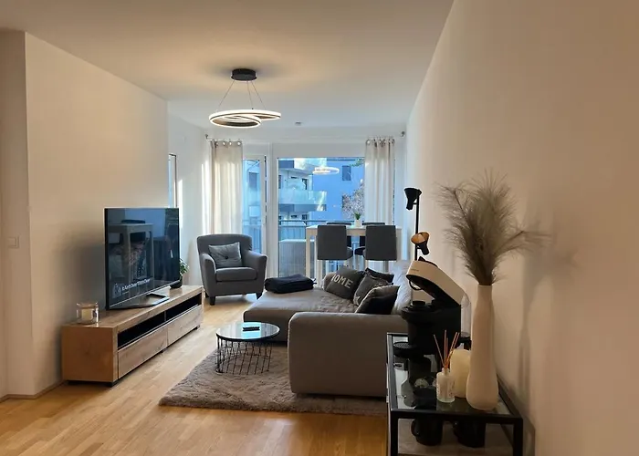 Feel-Good Oasis With Terrace